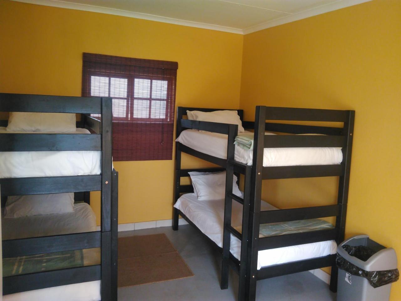 Backpackers Connection @ Jnb Airport Hostel เบโนนิ ห้อง รูปภาพ
